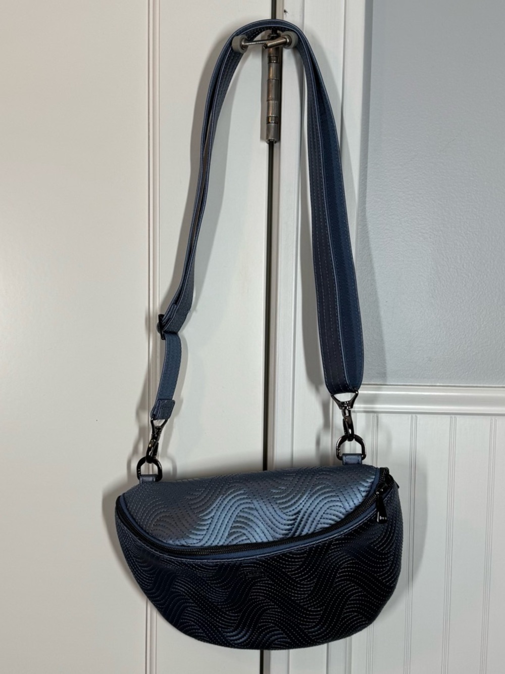 Lug Tumble Satin Luxe VL‎ Belt Bum Bag Metallic Blue Moon 2025 LE Mystery Box
